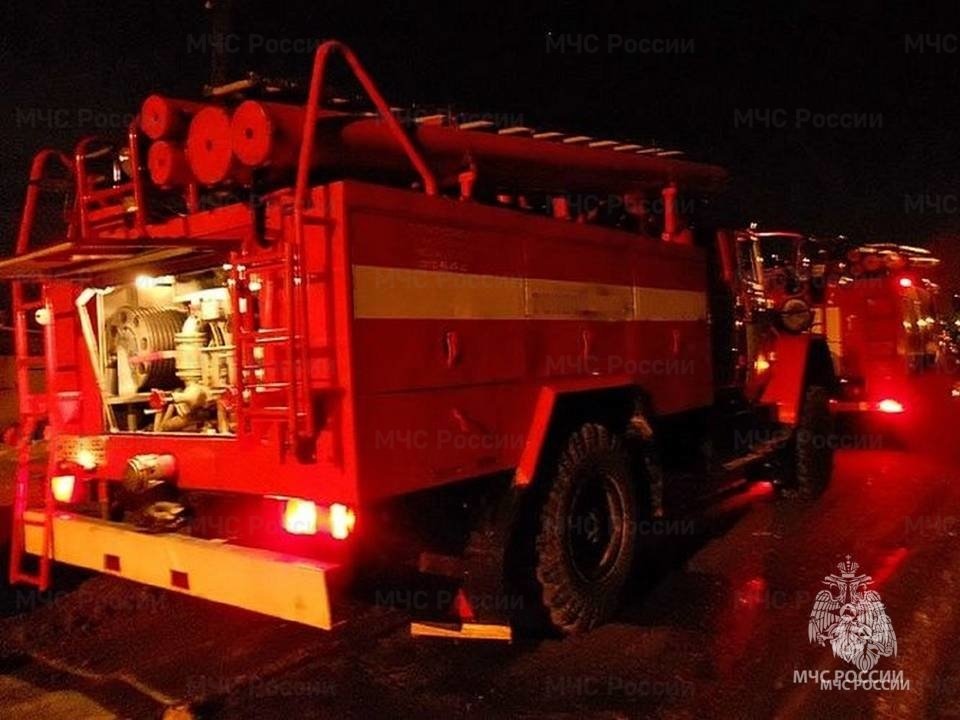 Пожарно - спасательные подразделения государственной противопожарной службы ликвидировали пожар в Климовском районе